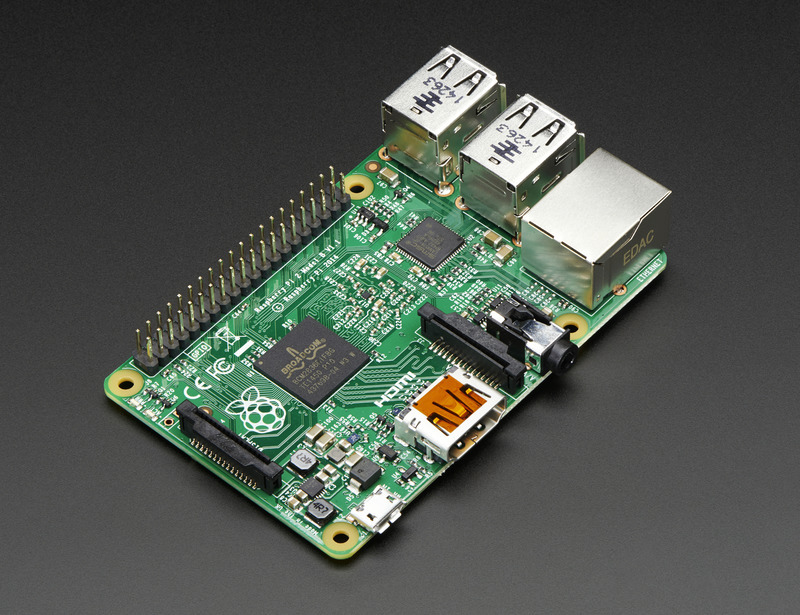picture of a raspberry pi 2